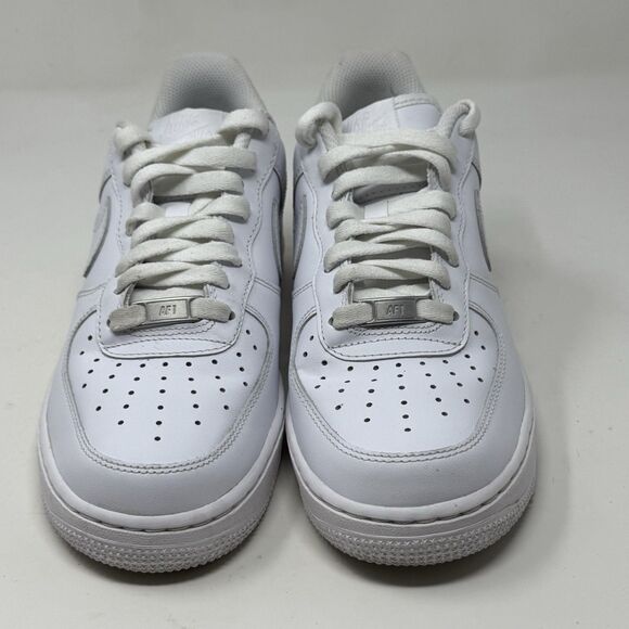 Nike Air Force 1 '07 Low Womens 9.5 Triple White Leather Athletic Shoes Sneakers - Picture 6 of 16